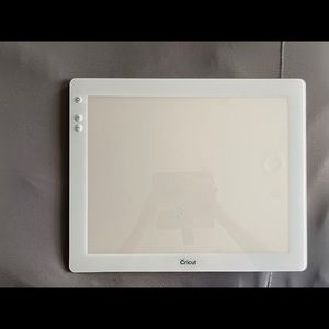 CRICUT BRIGHTPAD IN ROSE